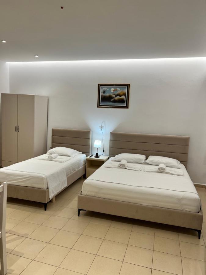 Moscopole Hotel *